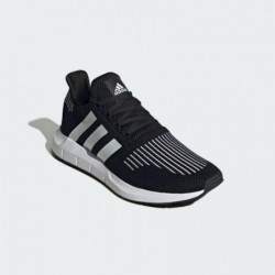 Baskets Swift Run pour hommes d'adidas