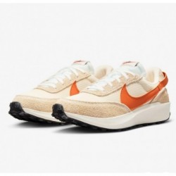 Nike Waffle Debut Vintage (DX2931-100, Mousseline/Orange feu de camp-Lait de coco)