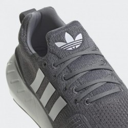 Chaussures Adidas Swift Run 22